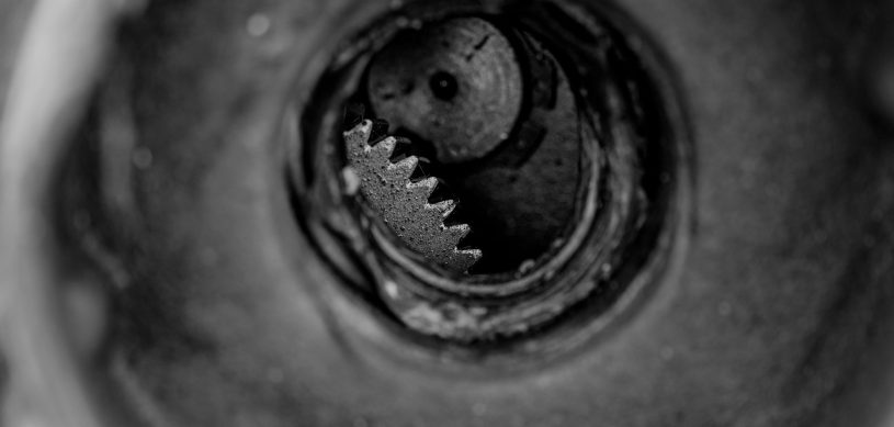 close-up-old-gears close-up-old-gears